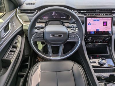 2025 Jeep Grand Cherokee - Photo 14