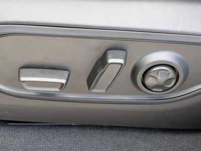 2025 Jeep Grand Cherokee - Photo 18