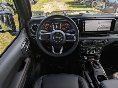 2026 Jeep Wrangler - Photo 16