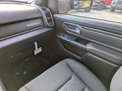 2026 Ram 1500 — photo 17 view