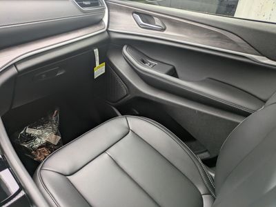 2025 Jeep Grand Cherokee L - Photo 17