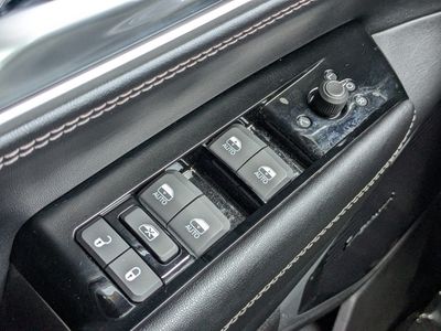 2026 Jeep Grand Wagoneer - Photo 26