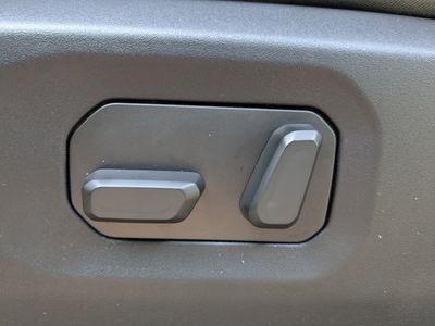 2026 Jeep Gladiator - Photo 19