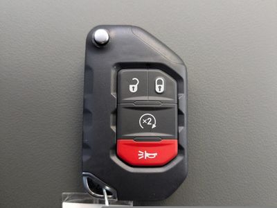 2026 Jeep Gladiator - Photo 28