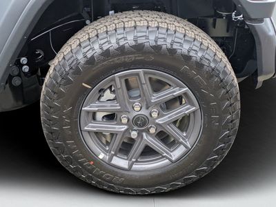 2026 Jeep Wrangler — photo 9 view