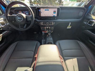 2026 Jeep Wrangler - Photo 13