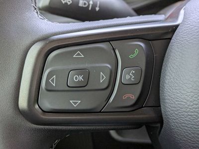 2026 Jeep Wrangler - Photo 25
