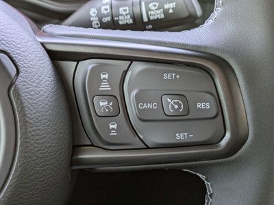 2026 Jeep Wrangler - Photo 26