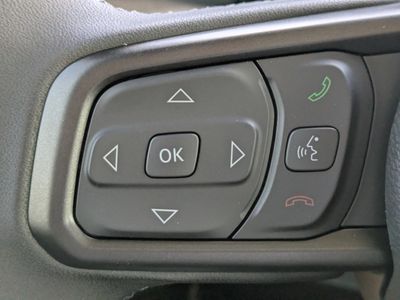 2026 Jeep Gladiator — photo 21 view