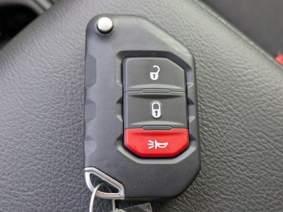 2026 Jeep Gladiator — photo 25 view