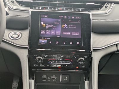 2025 Jeep Grand Cherokee - Photo 16