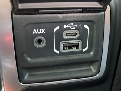 2026 Jeep Wrangler - Photo 16