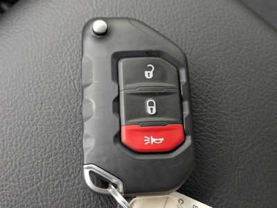 2026 Jeep Wrangler - Photo 22