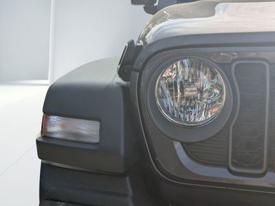 2026 Jeep Wrangler - Photo 8