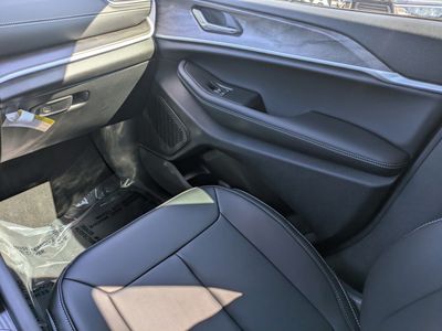 2025 Jeep Grand Cherokee - Photo 15
