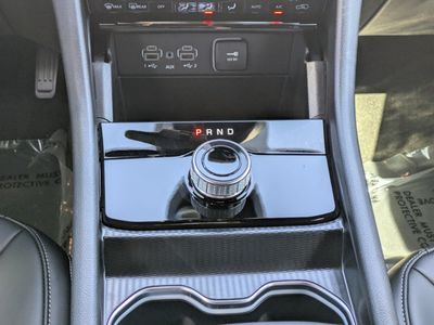 2025 Jeep Grand Cherokee - Photo 17
