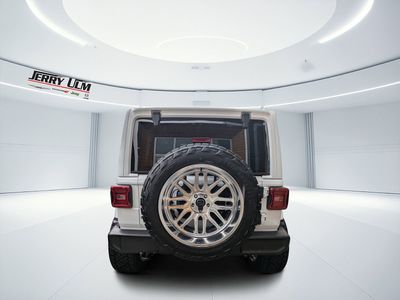 2025 Jeep Wrangler - Photo 3