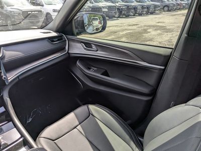 2026 Jeep Grand Cherokee - Photo 18