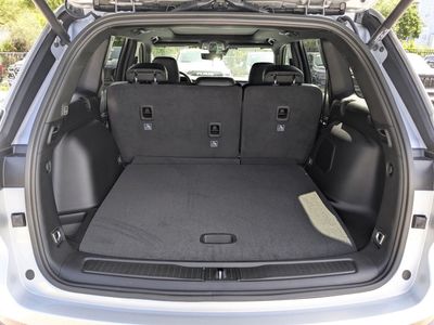 2026 Jeep Grand Cherokee - Photo 12