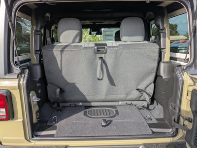 2026 Jeep Wrangler - Photo 11