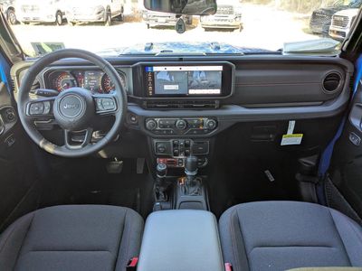 2026 Jeep Wrangler - Photo 13