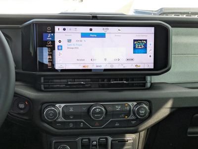 2026 Jeep Gladiator - Photo 15
