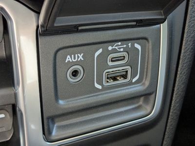 2026 Jeep Wrangler - Photo 23