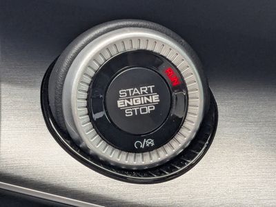 2026 Jeep Grand Wagoneer - Photo 32