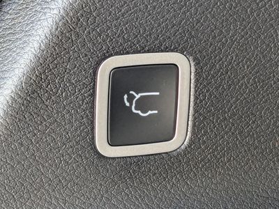 2026 Chrysler Pacifica — photo 13 view