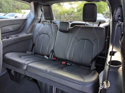 2026 Chrysler Pacifica — photo 14 view