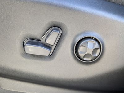 2026 Chrysler Pacifica — photo 22 view