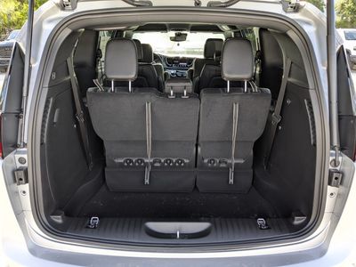 2026 Chrysler Pacifica — photo 12 view