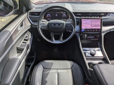 2025 Jeep Grand Cherokee - Photo 17