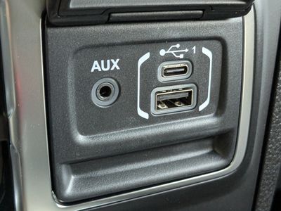 2026 Jeep Wrangler - Photo 22