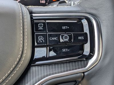 2026 Jeep Grand Wagoneer - Photo 29