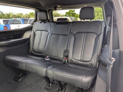2026 Jeep Grand Wagoneer - Photo 15