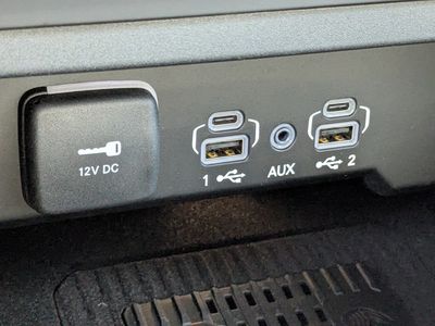 2026 Jeep Grand Wagoneer - Photo 26