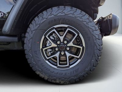 2026 Jeep Wrangler - Photo 10