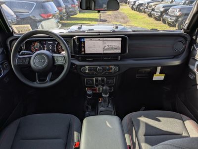 2026 Jeep Wrangler - Photo 15