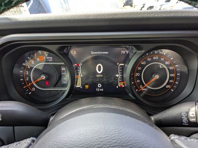 2026 Jeep Wrangler - Photo 25