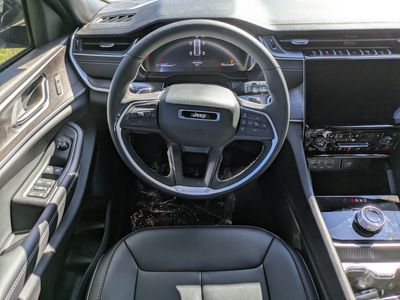 2025 Jeep Grand Cherokee - Photo 14