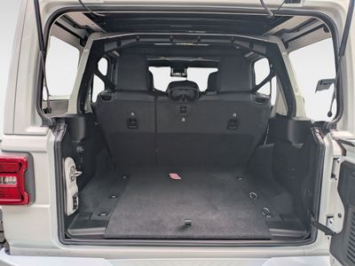 2026 Jeep Wrangler - Photo 10
