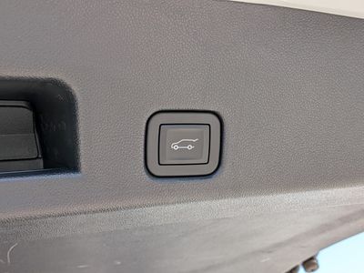 2024 GMC Acadia - Photo 14