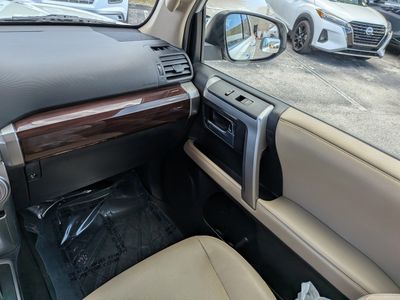 2019 Toyota 4Runner - Photo 18
