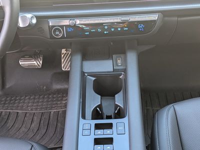 2024 Hyundai IONIQ 6 - Photo 21