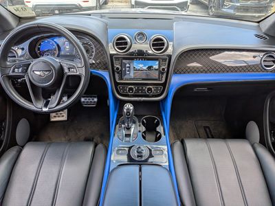 2020 Bentley Bentayga - Photo 17