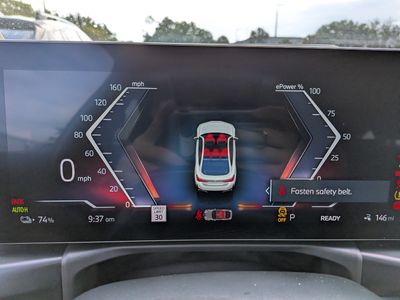2025 BMW i4 - Photo 28