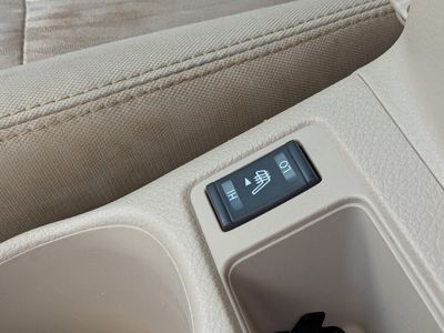 2019 Nissan Rogue - Photo 31