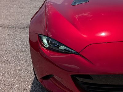 2025 Mazda MX-5 Miata RF — photo 10 view