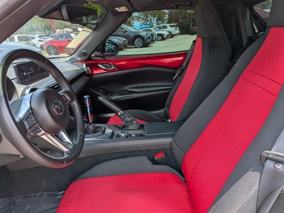 2025 Mazda MX-5 Miata RF — photo 17 view
